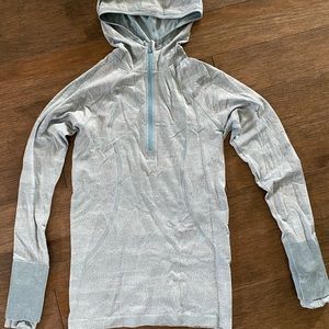 Lululemon long sleeve running shirt, size 6